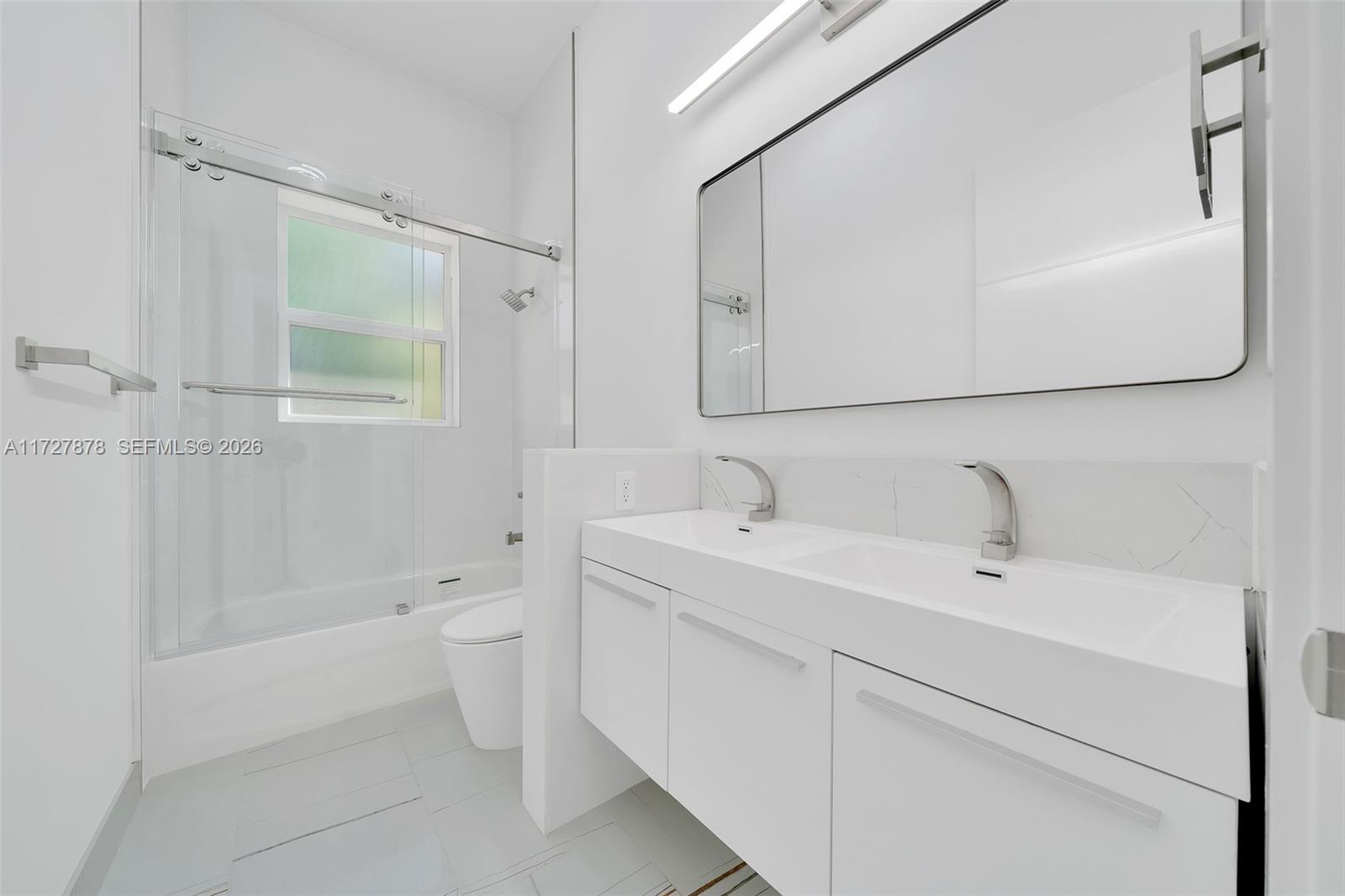 A11727878 Property Photo 17