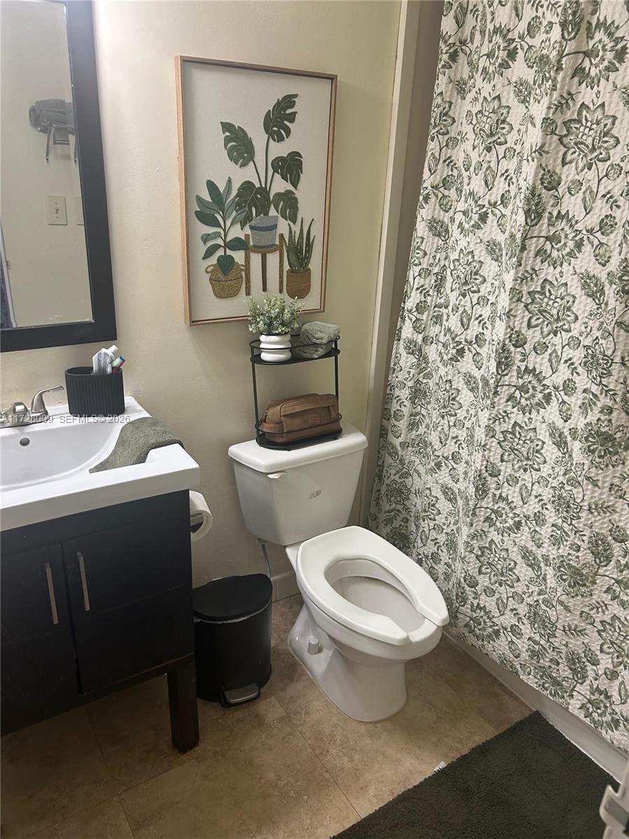 19201 Collins Avenue 1141 Property Photo 43