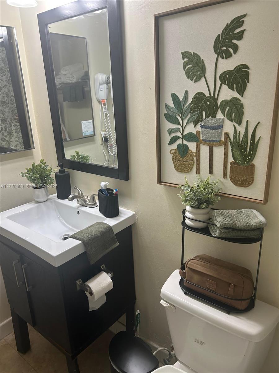19201 Collins Avenue 1141 Property Photo 44