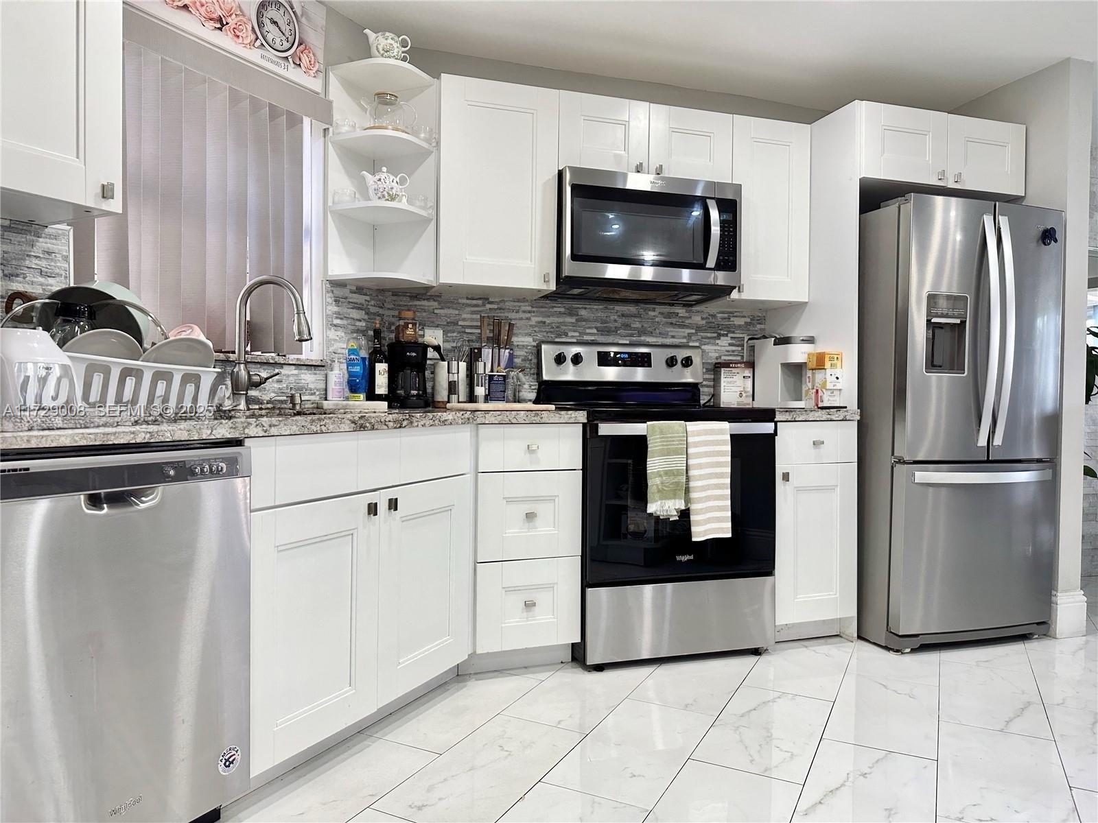 6655 W Broward Boulevard 201 Property Photo 6