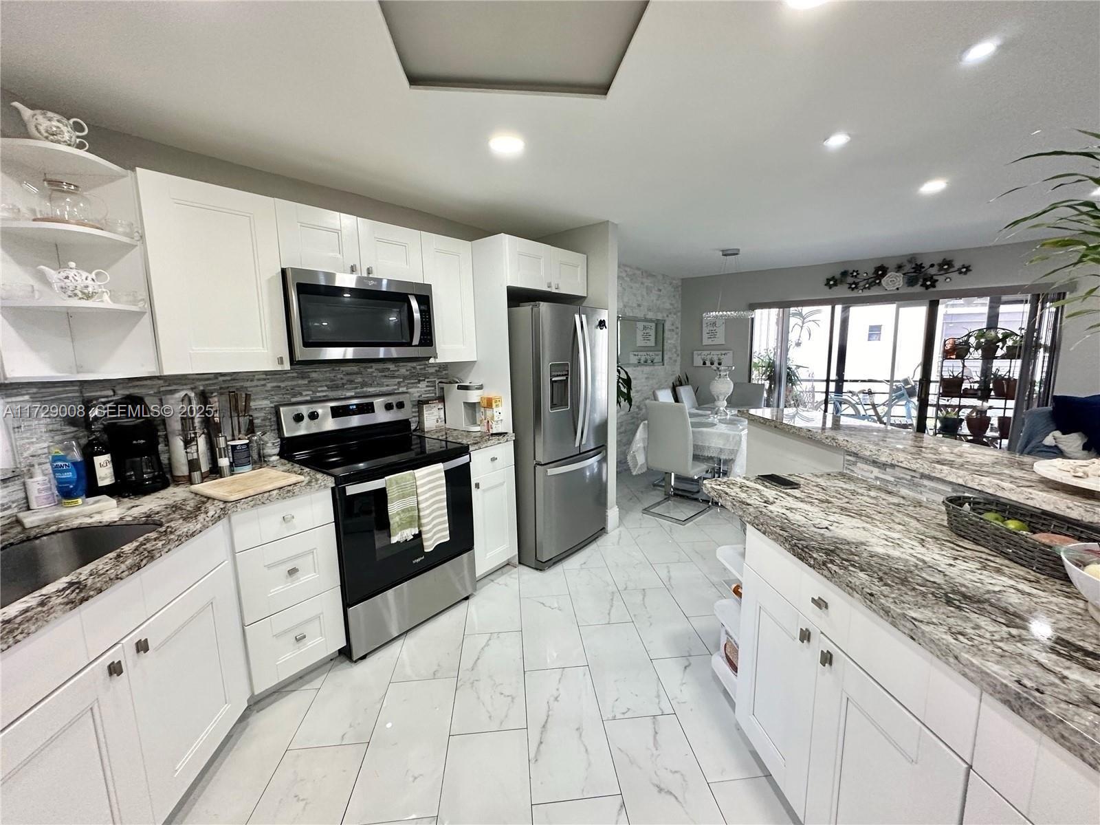 6655 W Broward Boulevard 201 Property Photo 9