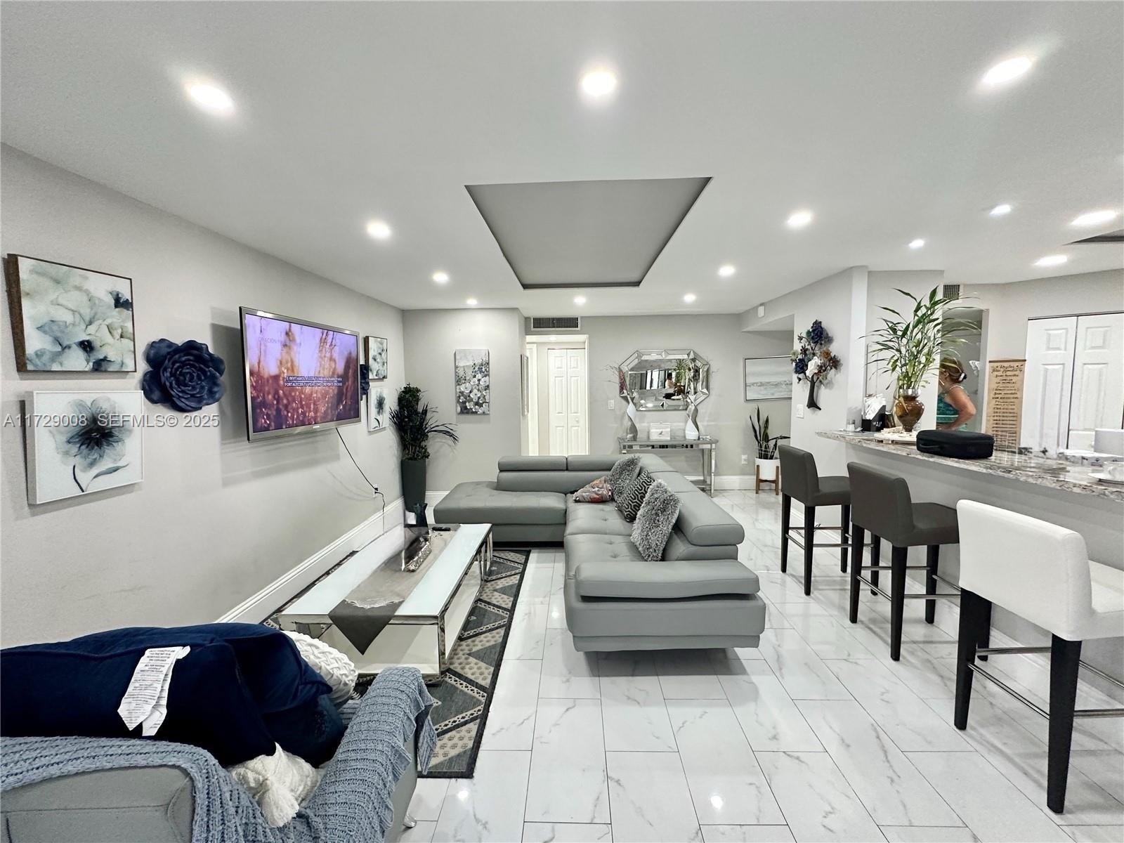 6655 W Broward Boulevard 201 Property Photo 22