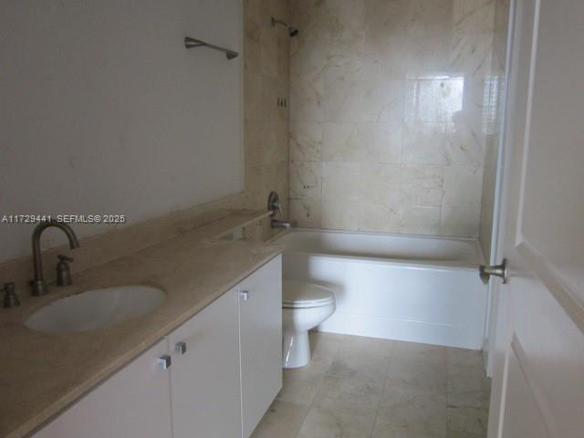 170 Se 14th Street 2306 Property Photo 9