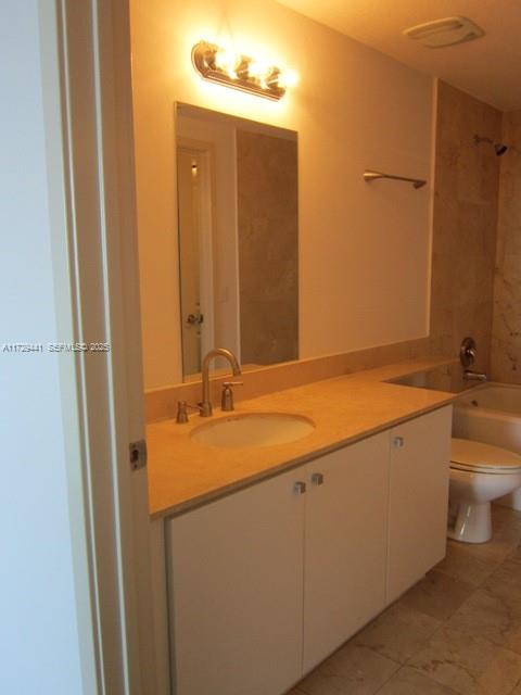 170 Se 14th Street 2306 Property Photo 11