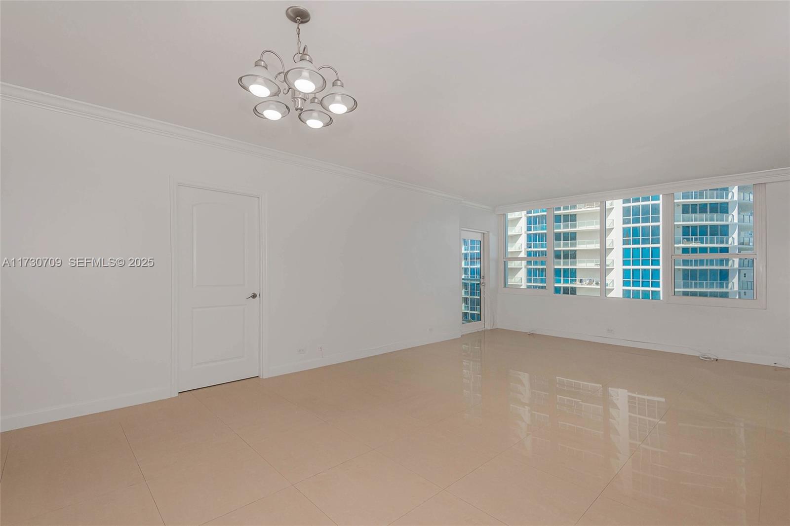 3505 S Ocean Drive 1411 Property Photo 3