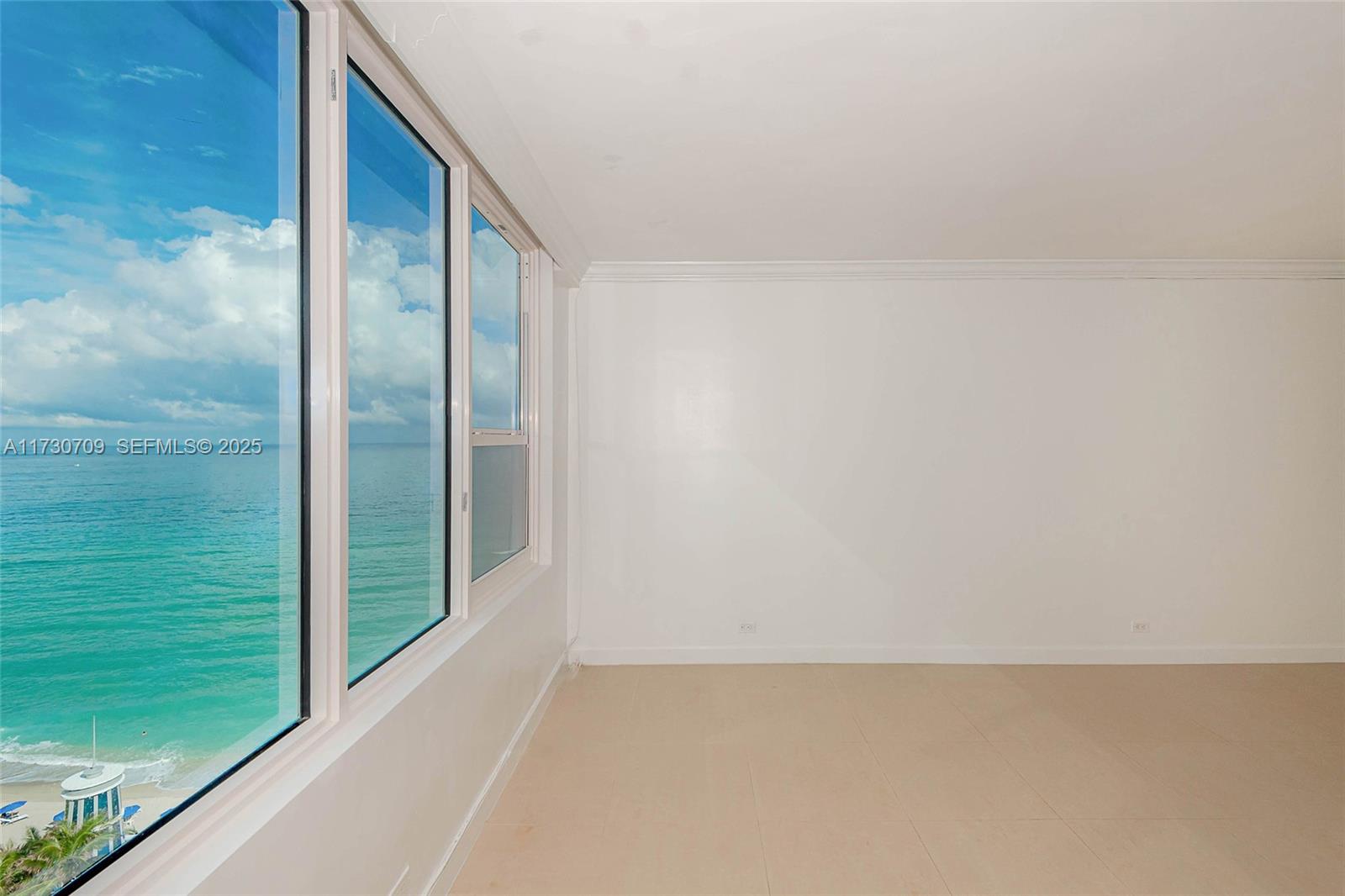 3505 S Ocean Drive 1411 Property Photo 5