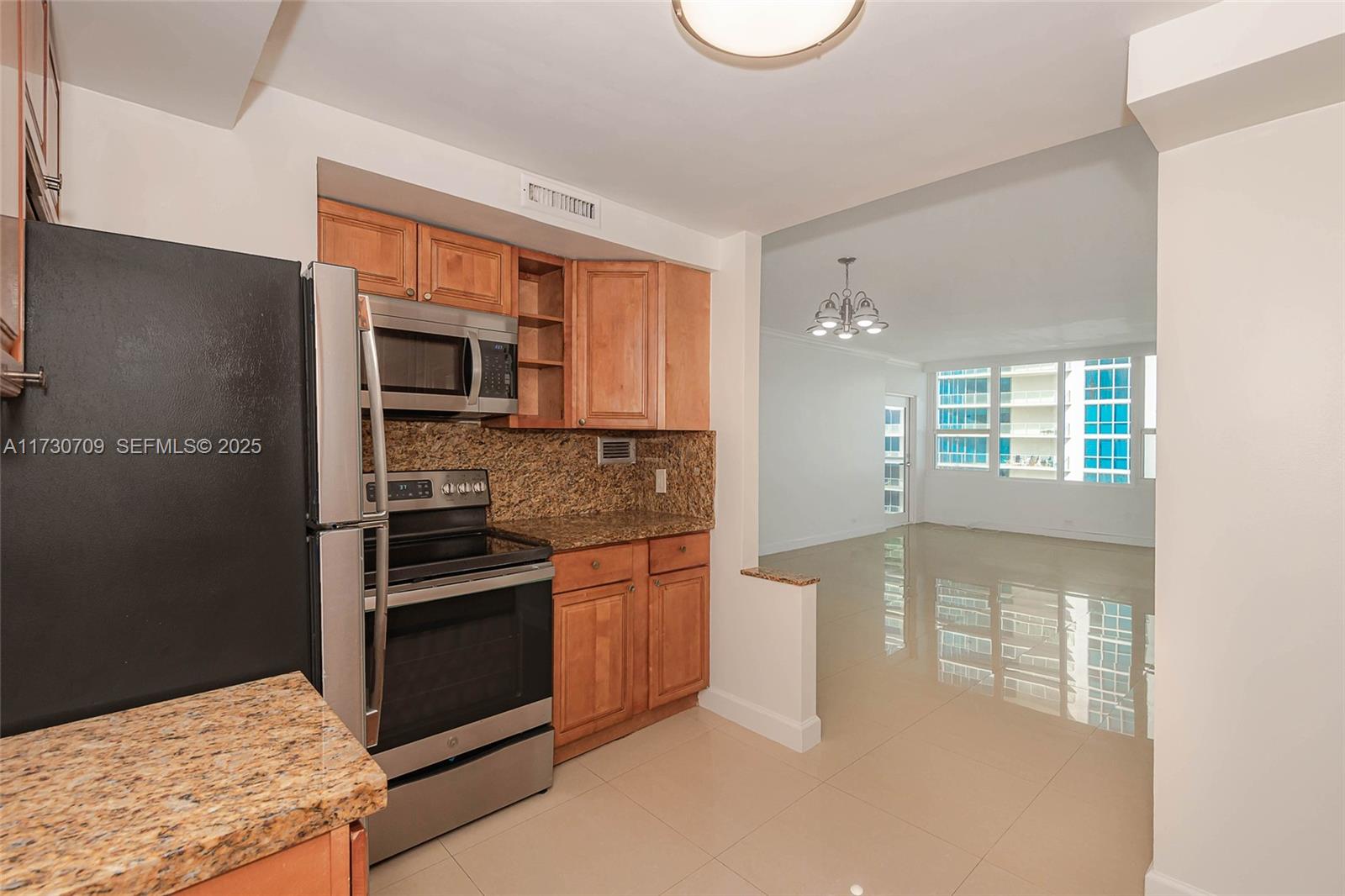 3505 S Ocean Drive 1411 Property Photo 13