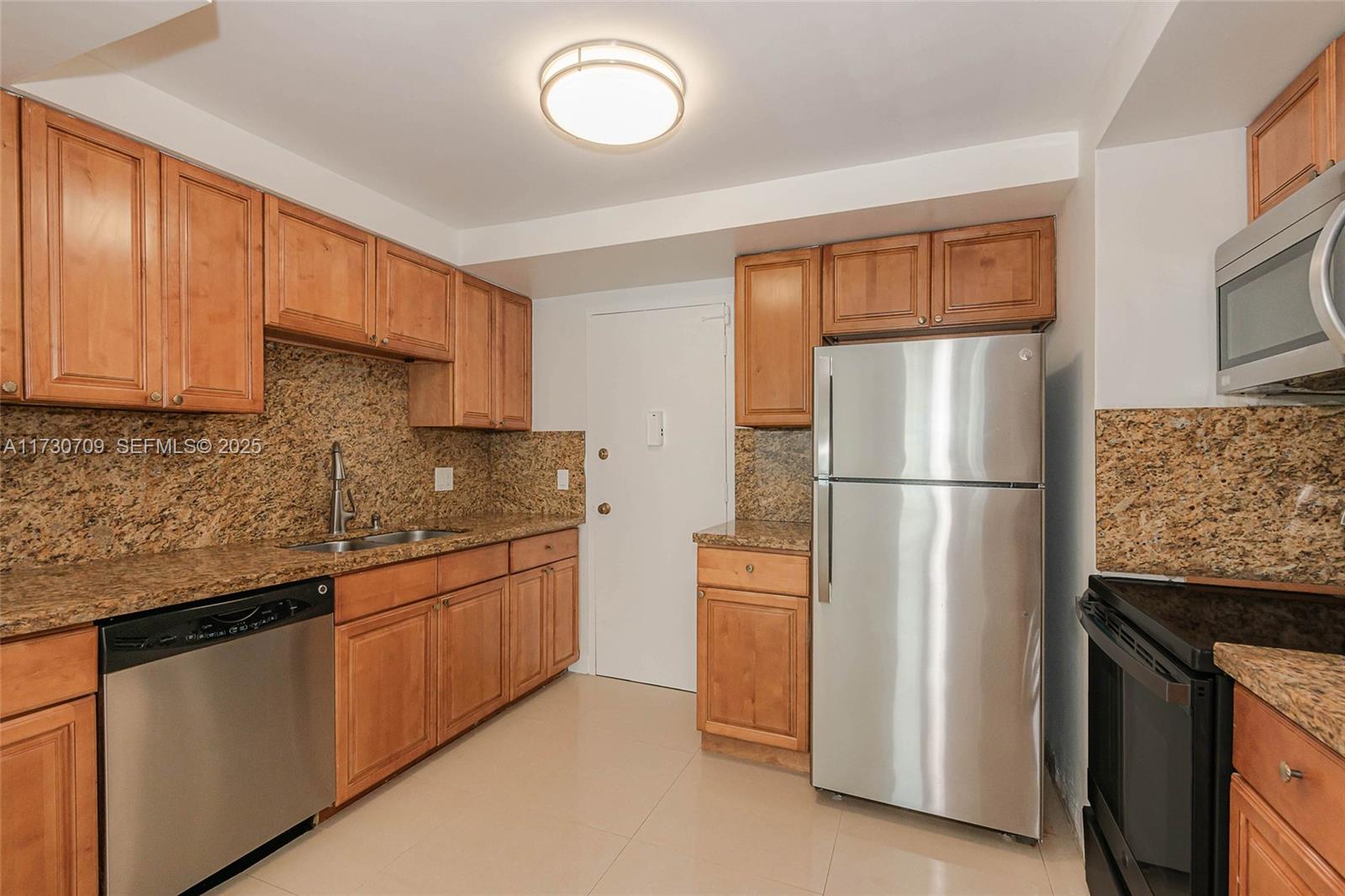 3505 S Ocean Drive 1411 Property Photo 14