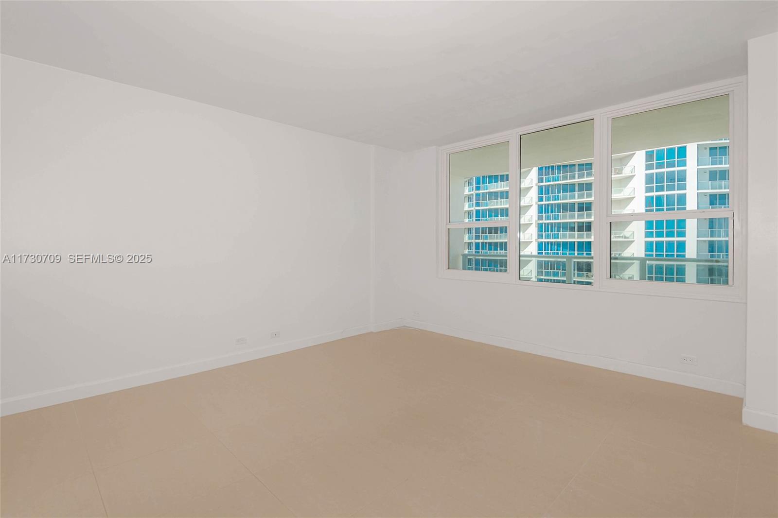 3505 S Ocean Drive 1411 Property Photo 19