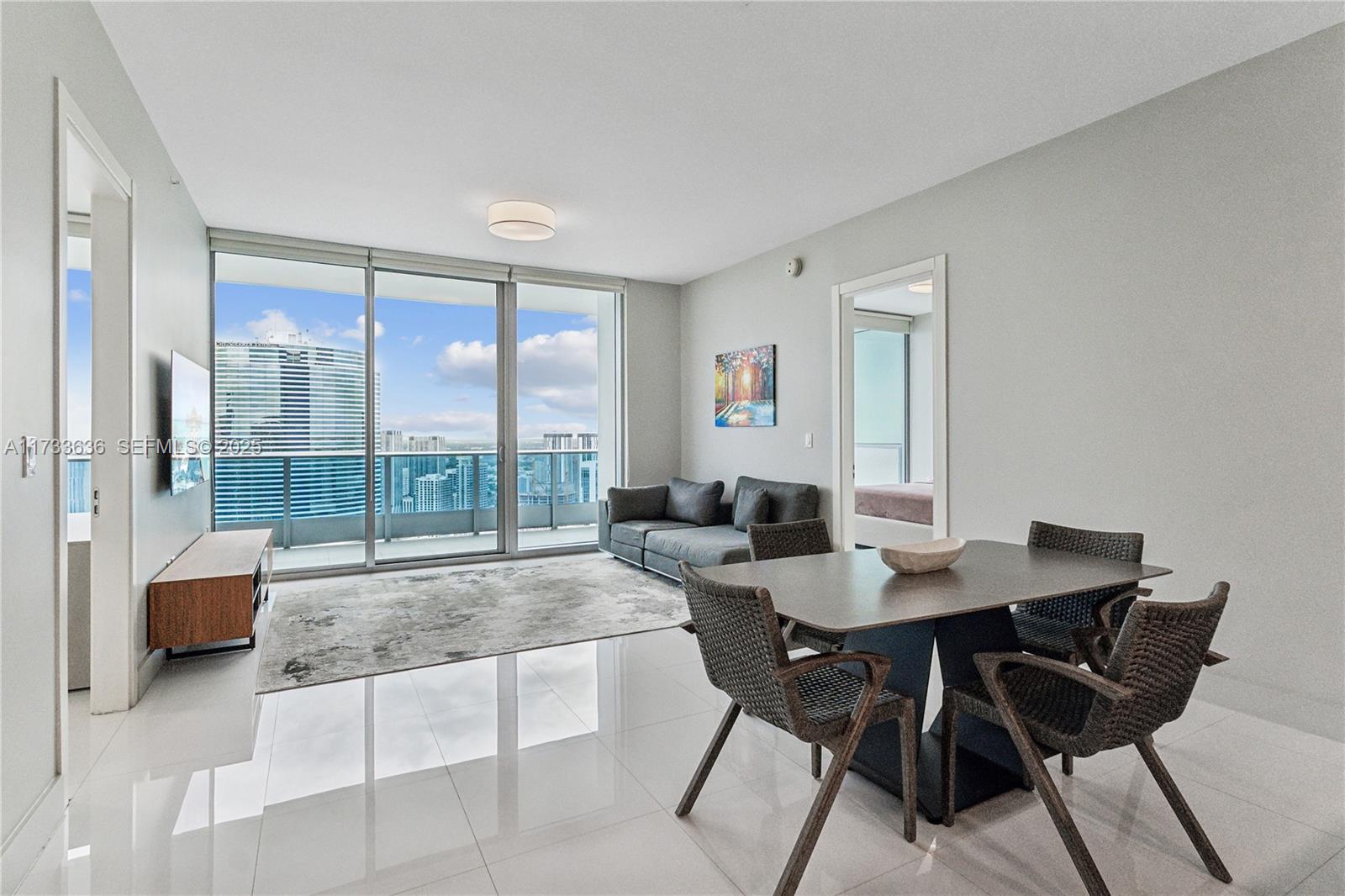200 Biscayne Boulevard Way 4912 Property Photo 2