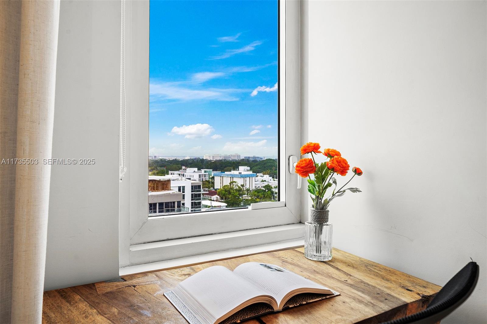 A11735503 Property Photo 16