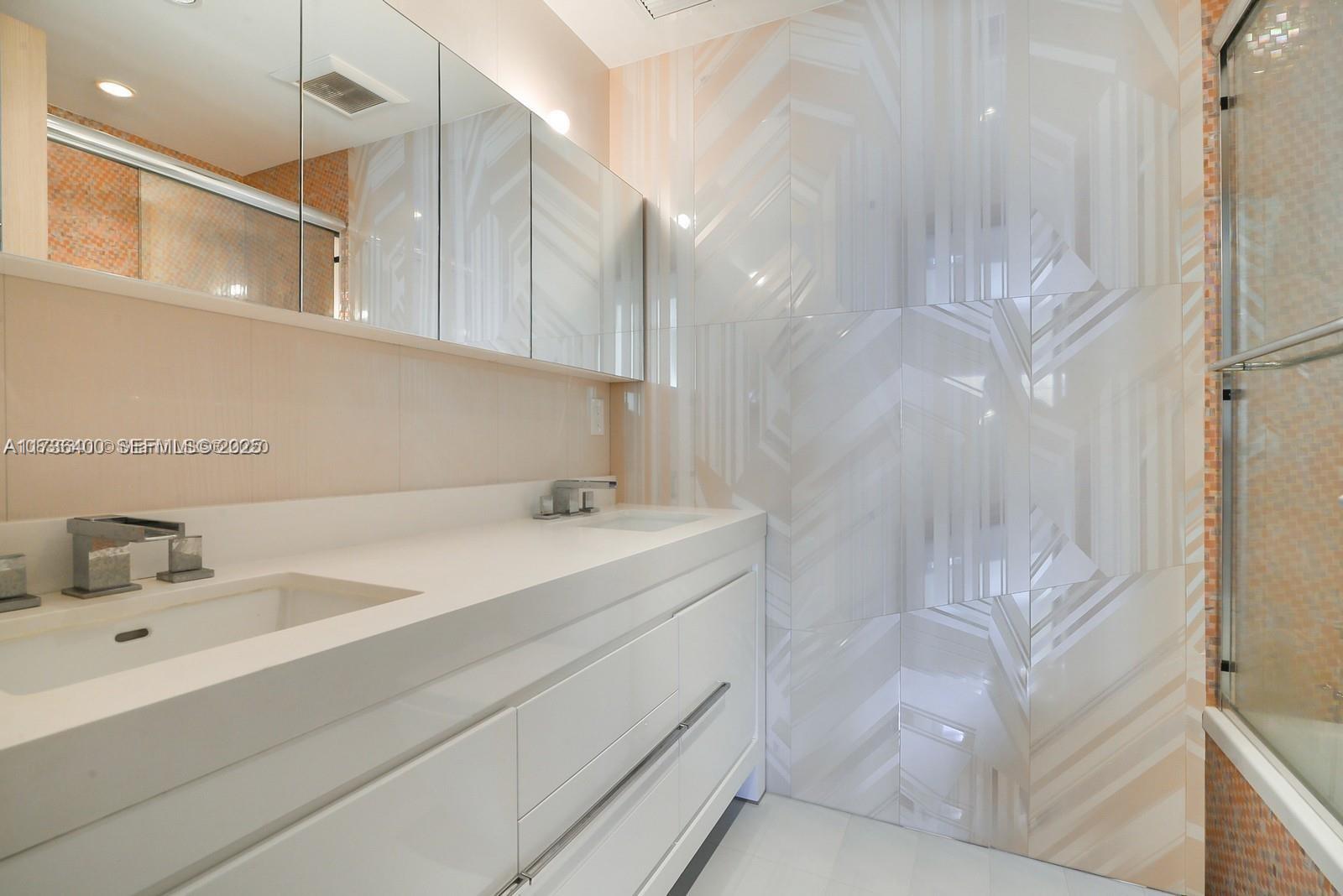 18031 Biscayne Boulevard Ph01 Property Photo 4
