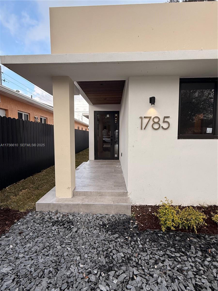 A11736610 Property Photo 2