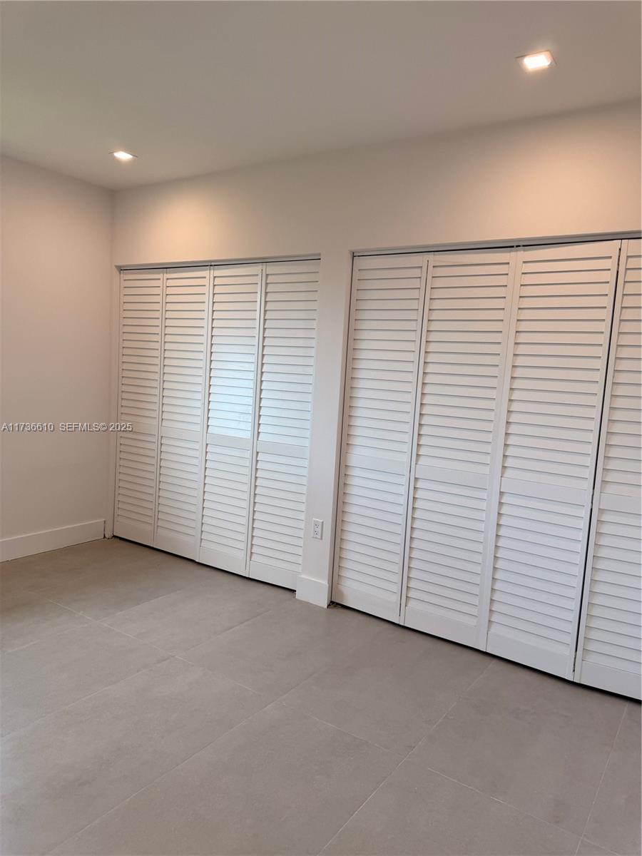A11736610 Property Photo 22