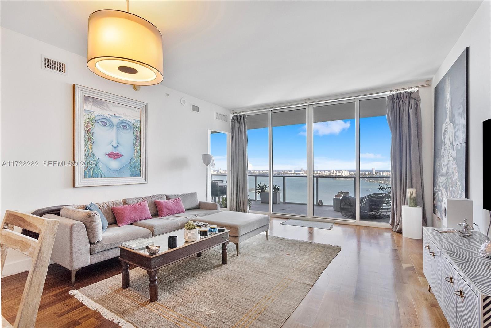 2020 N Bayshore Drive 3307 Property Photo 5