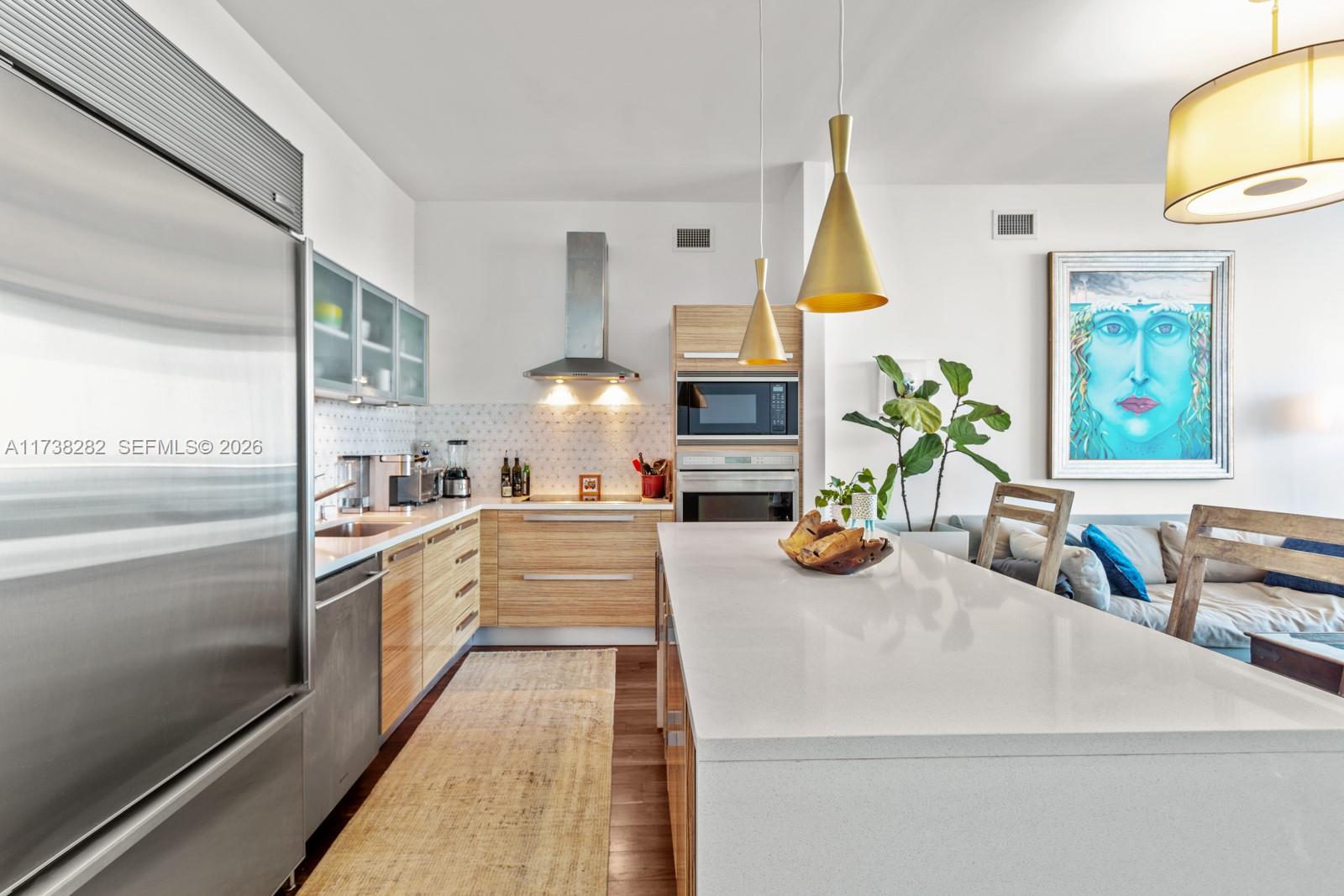 2020 N Bayshore Drive 3307 Property Photo 8