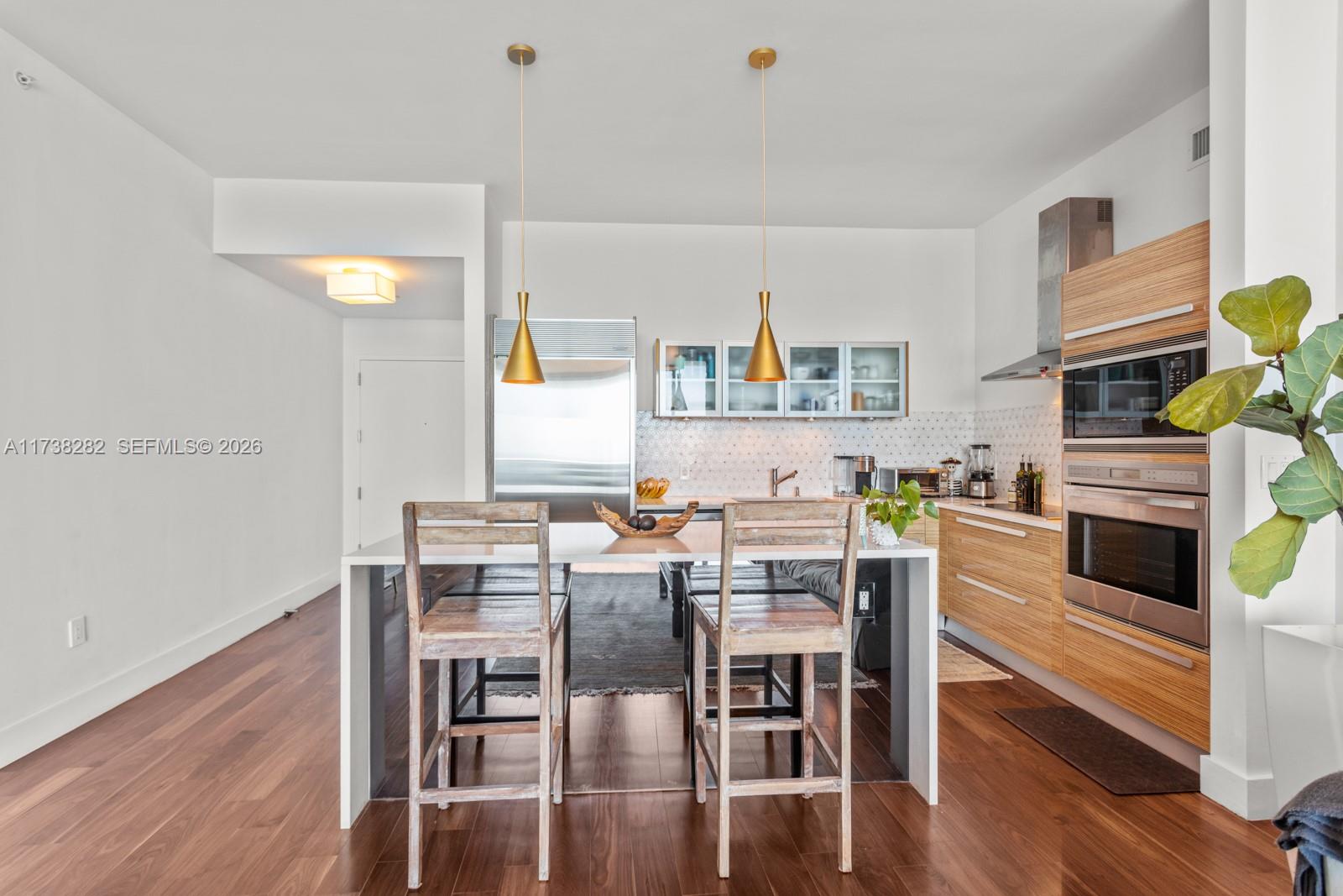 2020 N Bayshore Drive 3307 Property Photo 10
