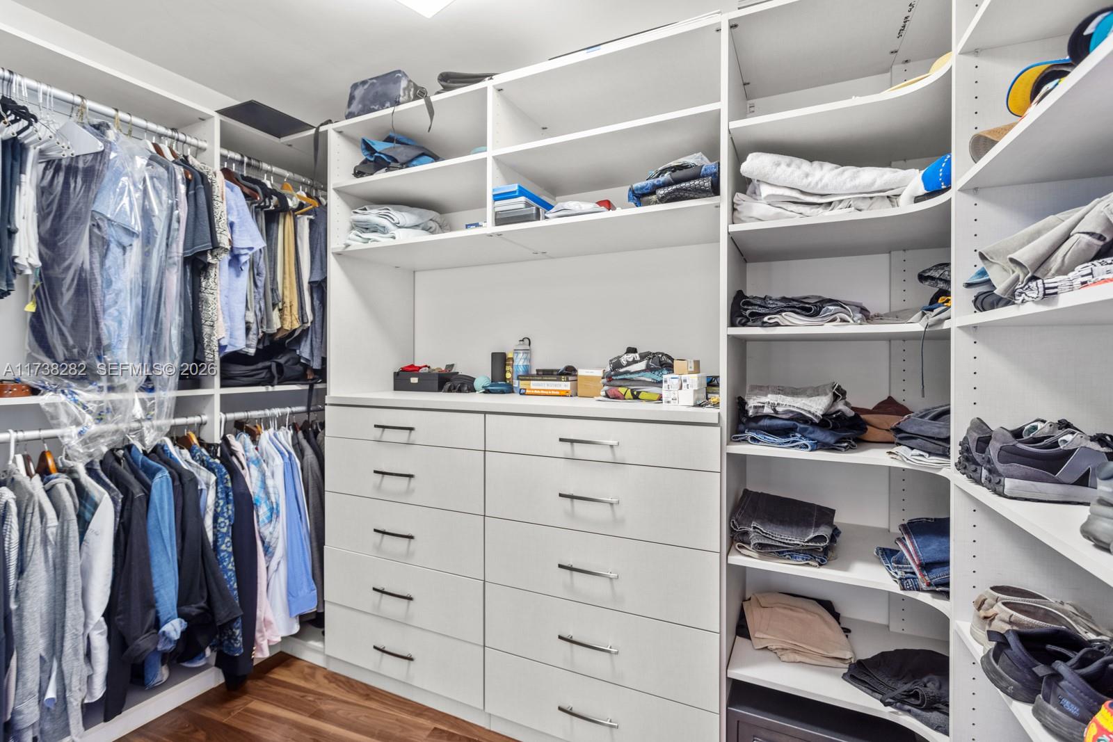 2020 N Bayshore Drive 3307 Property Photo 15