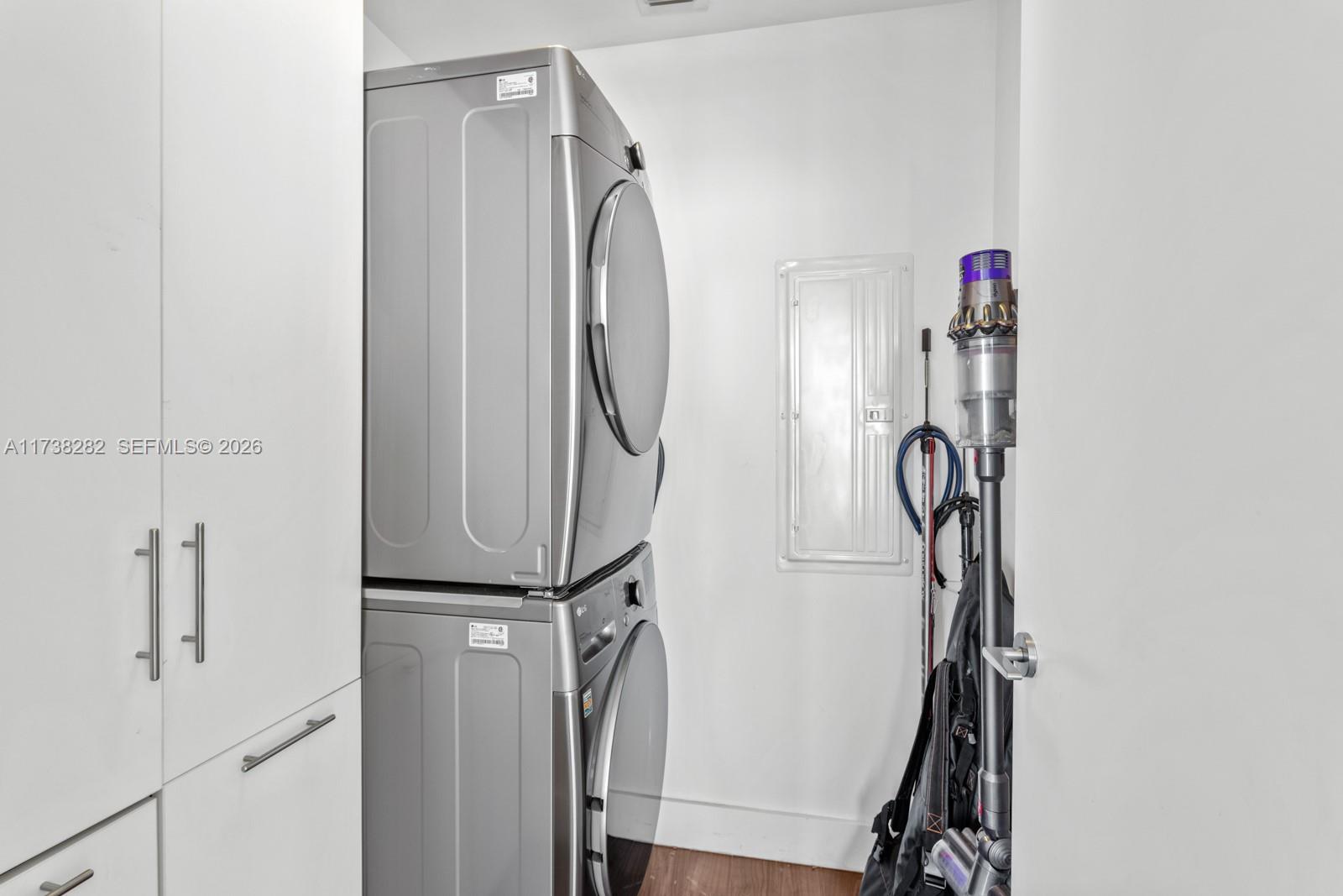 2020 N Bayshore Drive 3307 Property Photo 22