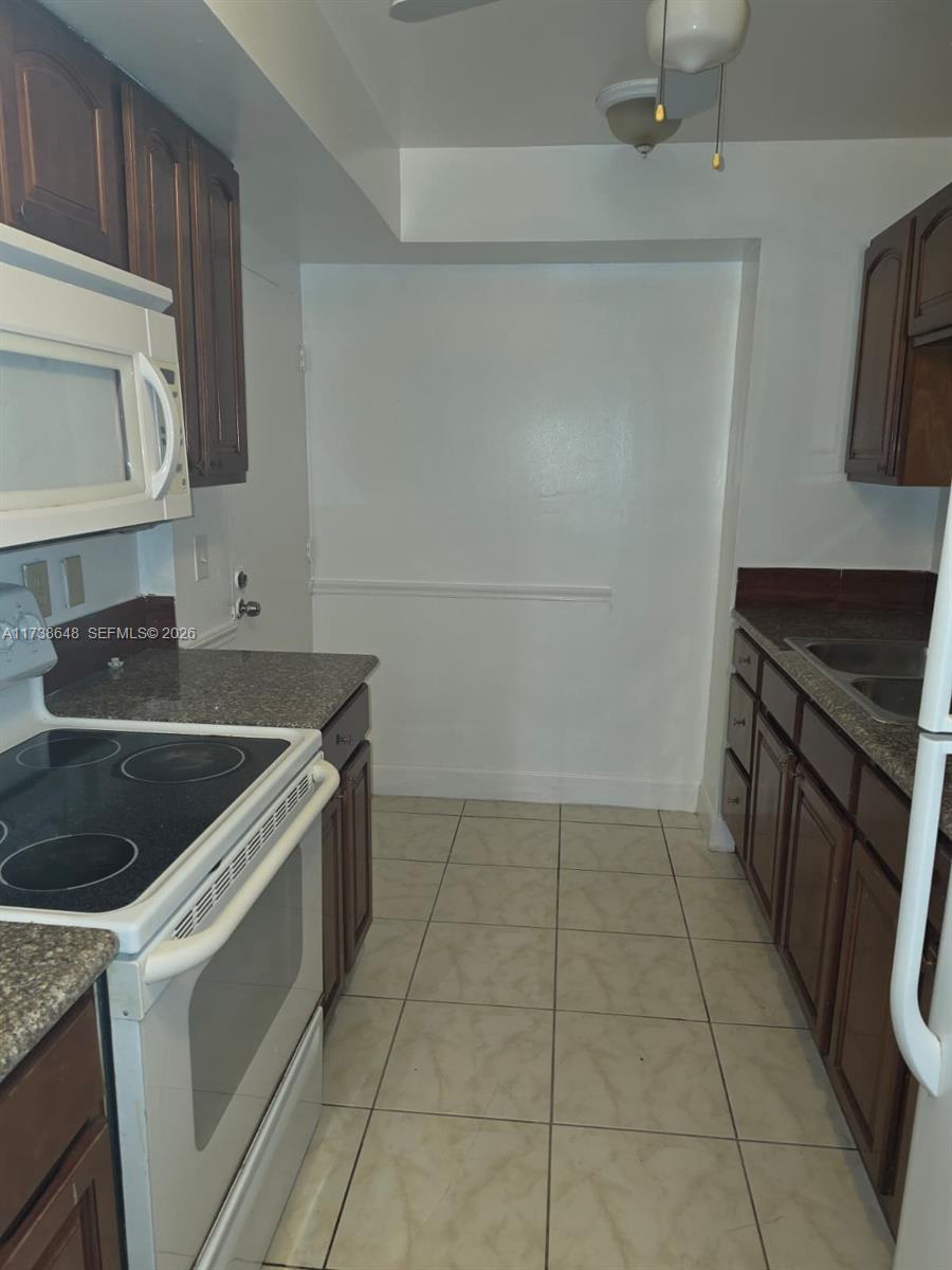 3301 Spanish Moss Terrace 415 Property Photo 1