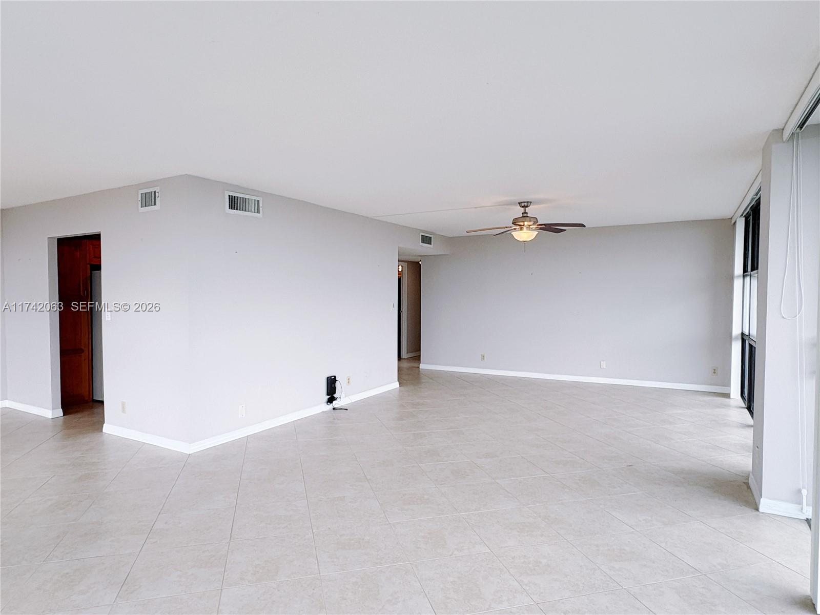 800 Parkview Drive 909 Property Photo 51
