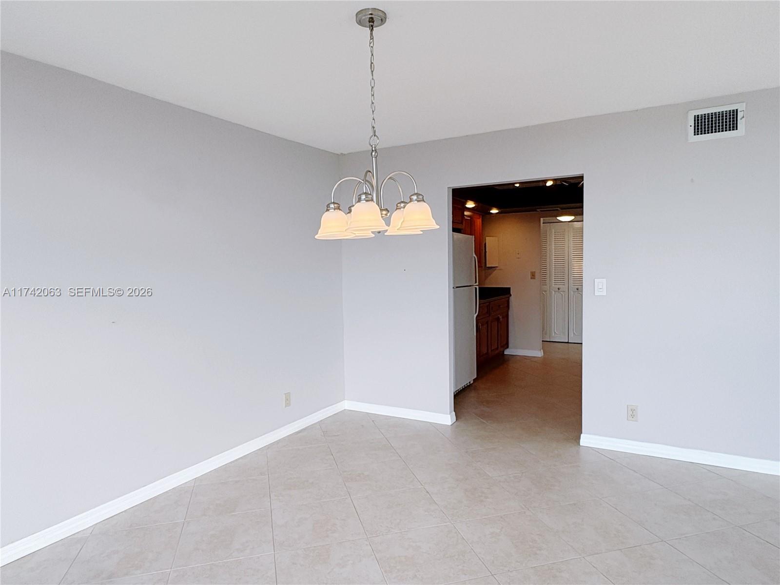 800 Parkview Drive 909 Property Photo 58