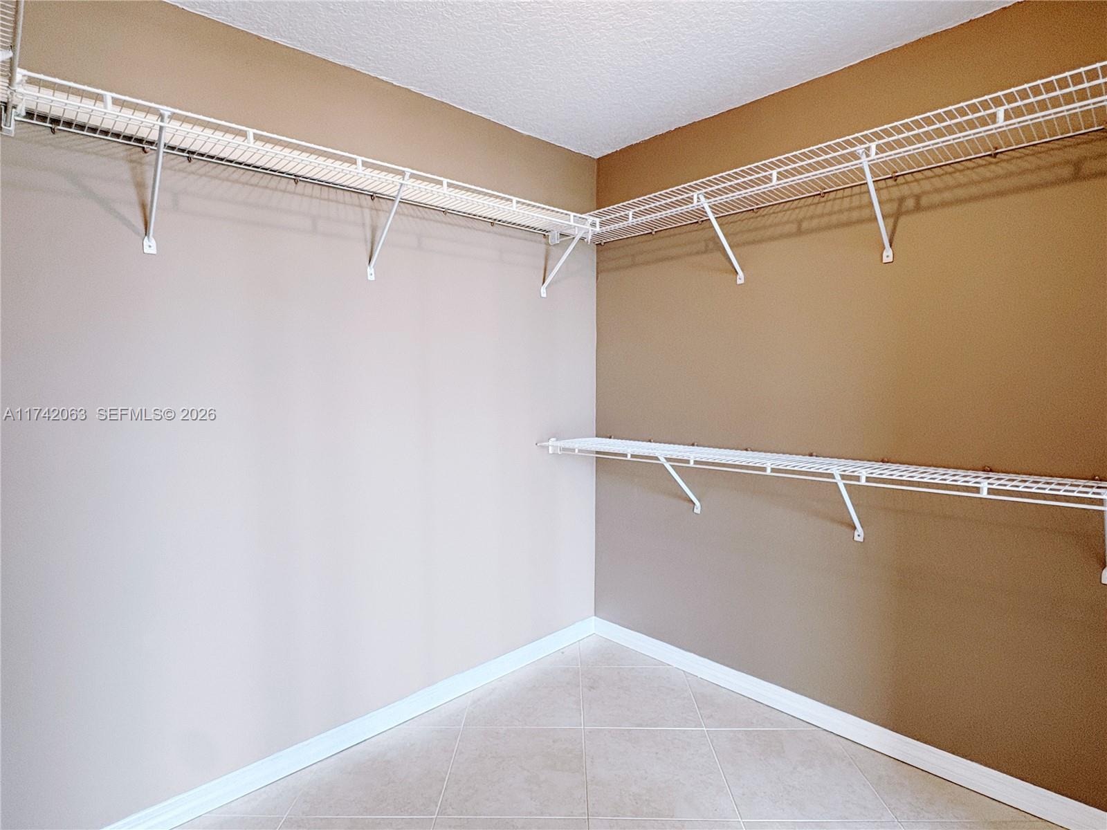 800 Parkview Drive 909 Property Photo 64