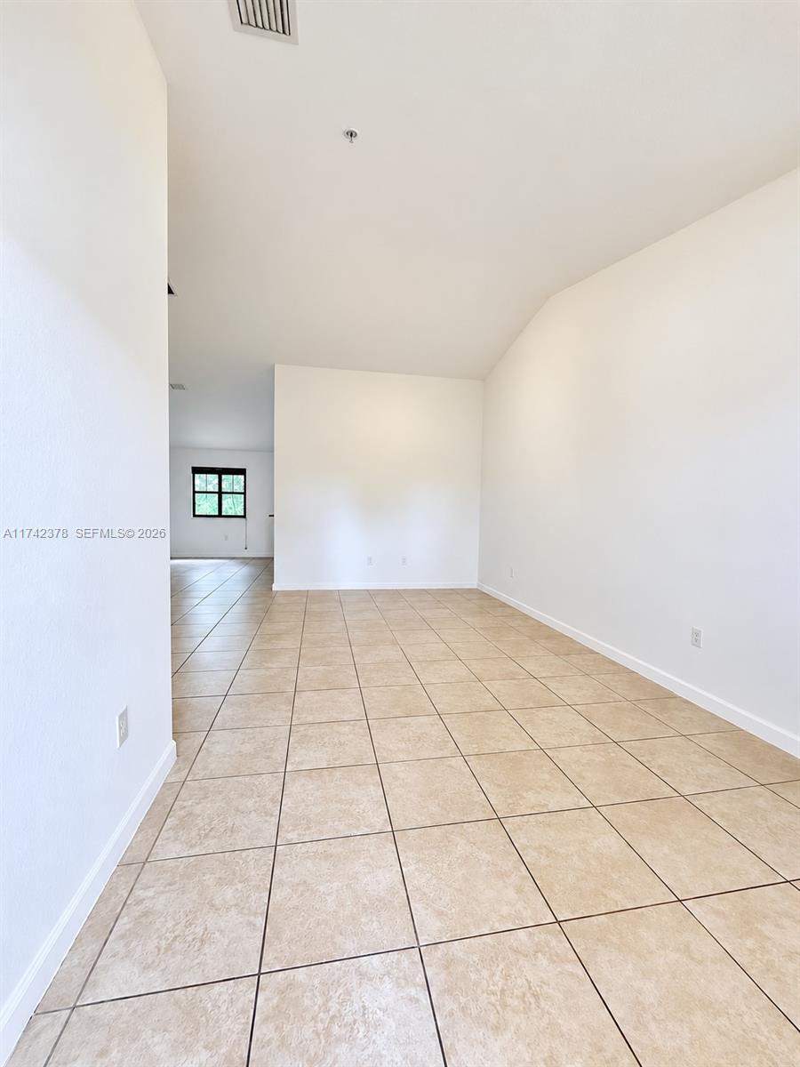 22441 Sw 88th Place 301-5 Property Photo 3