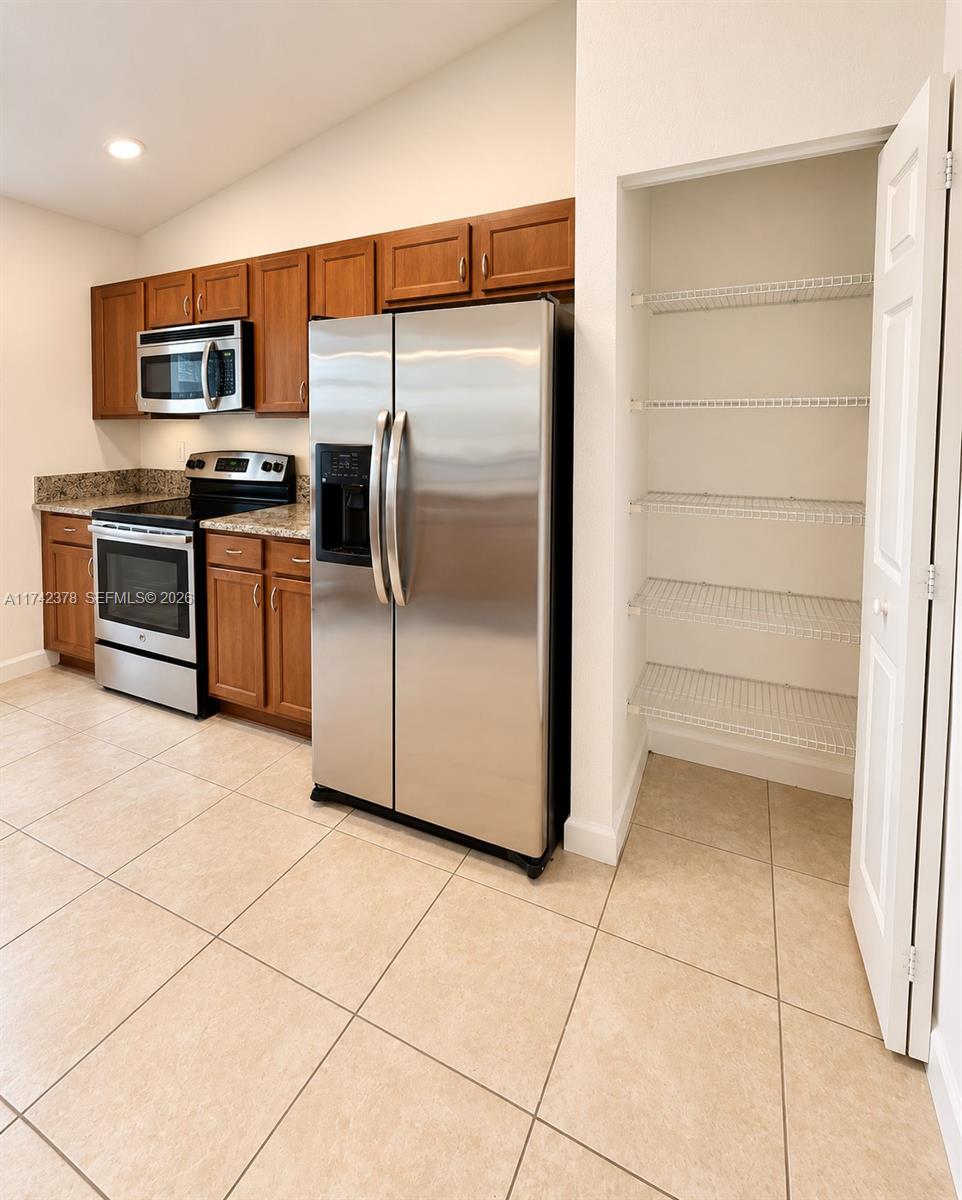 22441 Sw 88th Place 301-5 Property Photo 5