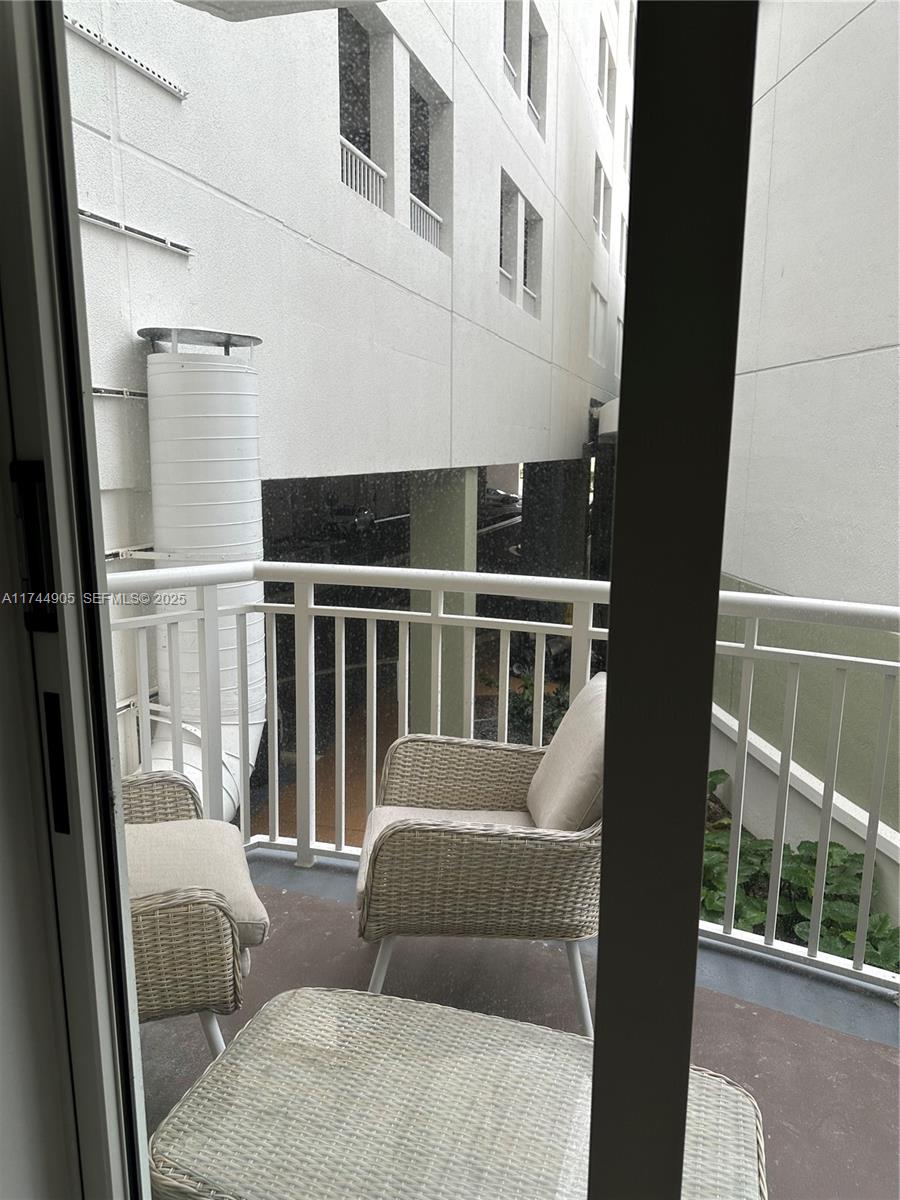 1755 E Hallandale Beach Boulevard Mez7e Property Photo 20