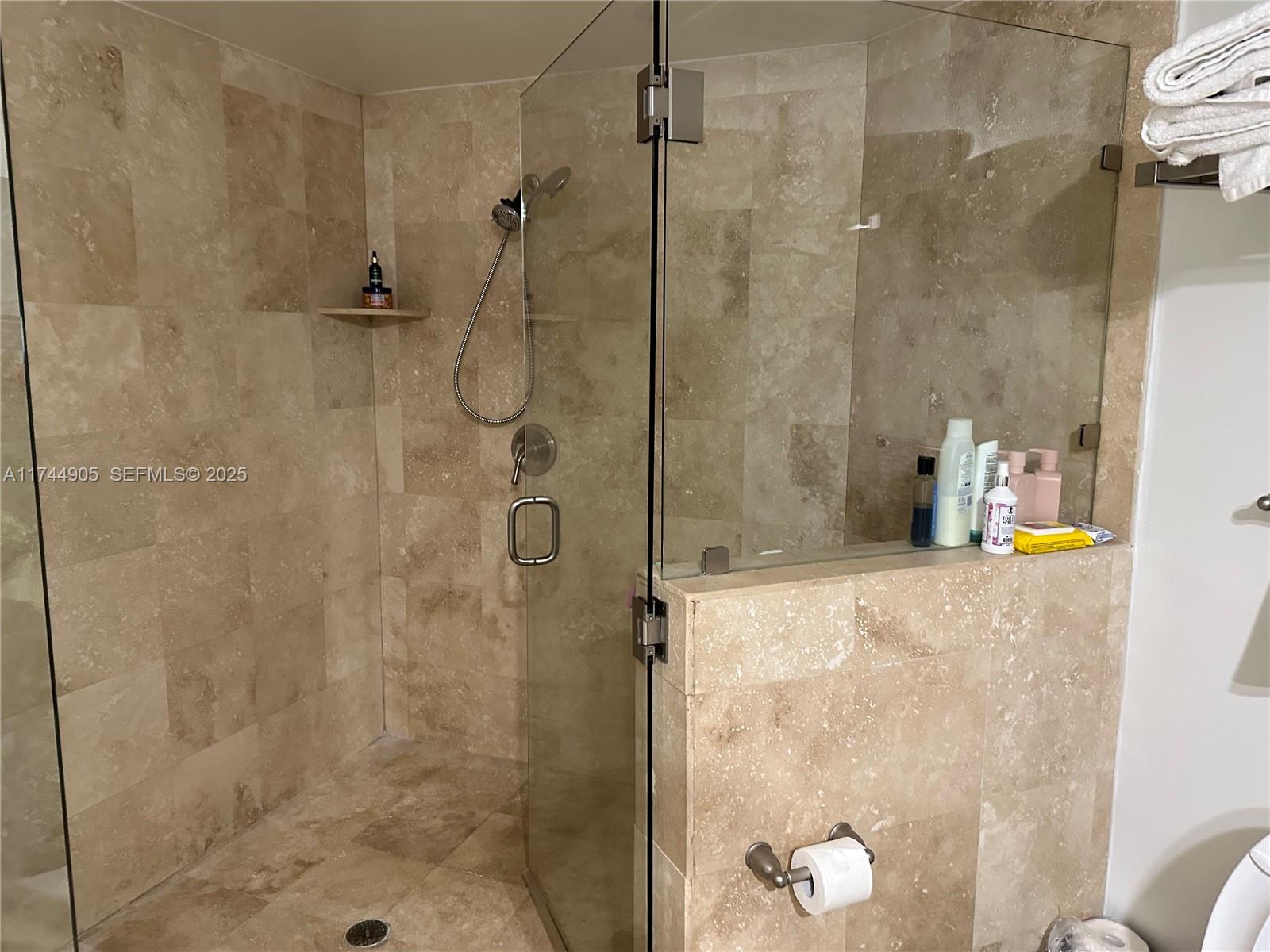1755 E Hallandale Beach Boulevard Mez7e Property Photo 23