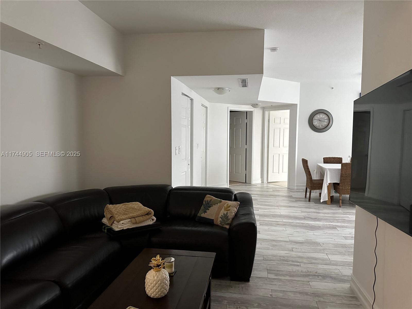1755 E Hallandale Beach Boulevard Mez7e Property Photo 31