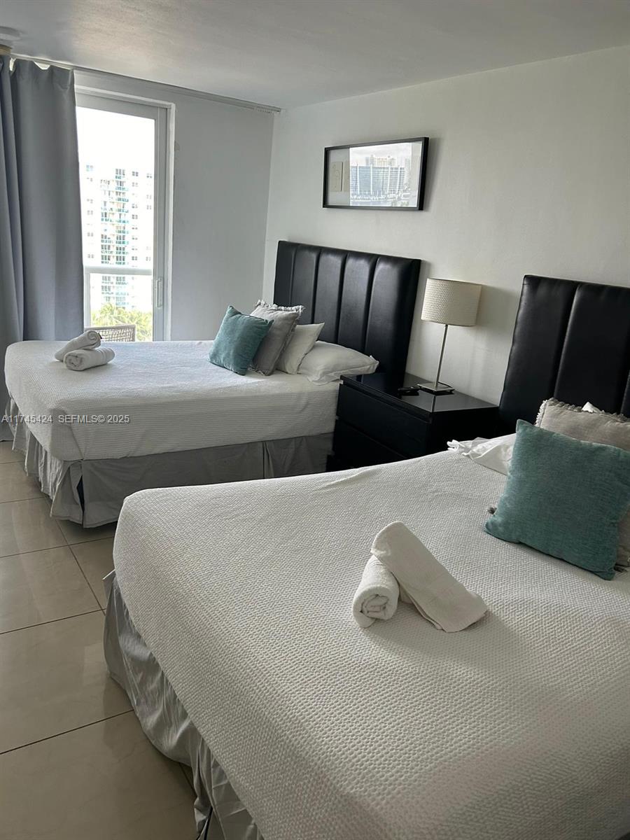 19201 Collins Avenue 1139 Property Photo 8