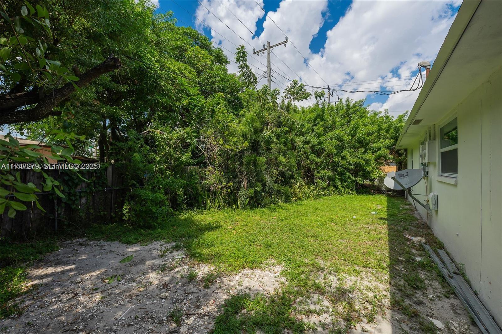 1539 Nw 8th Avenue Property Photo 5