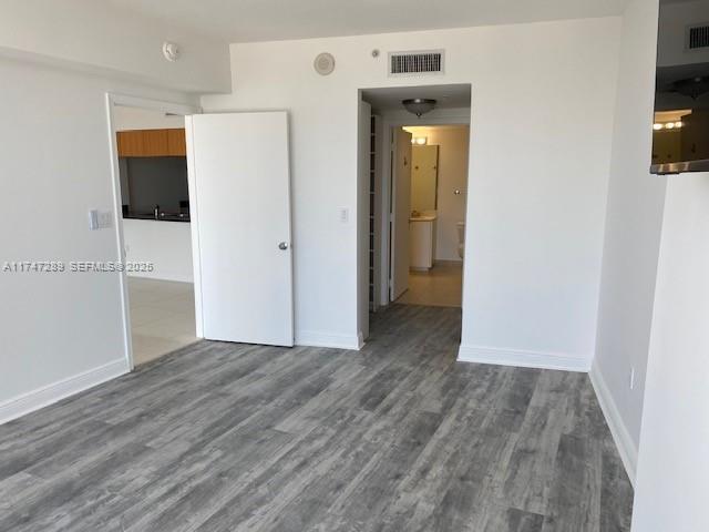 1750 N Bayshore Drive 3112 Property Photo 4