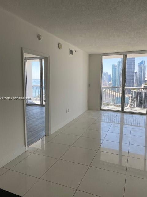 1750 N Bayshore Drive 3112 Property Photo 8