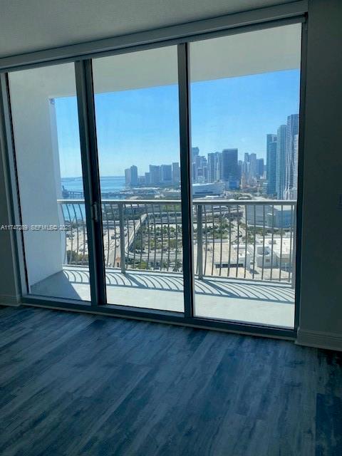 1750 N Bayshore Drive 3112 Property Photo 9