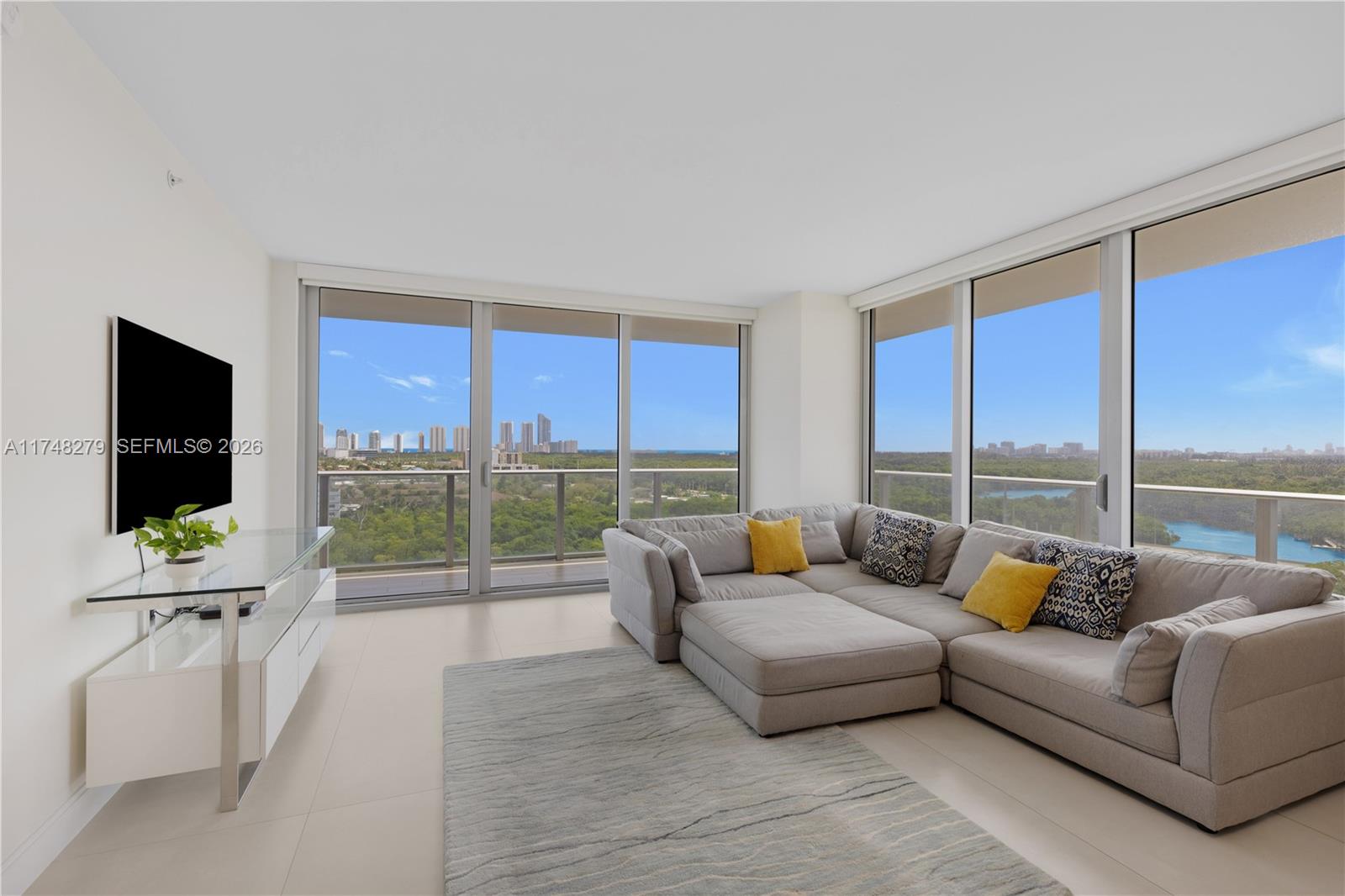 16385 Biscayne Boulevard 1221 Property Photo 22