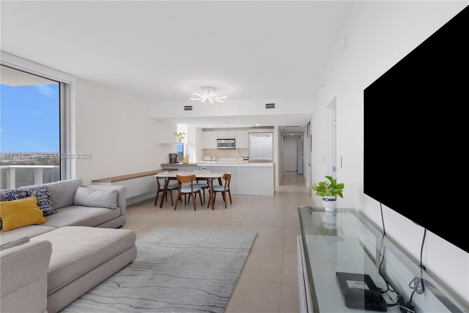 16385 Biscayne Boulevard 1221 Property Photo 24