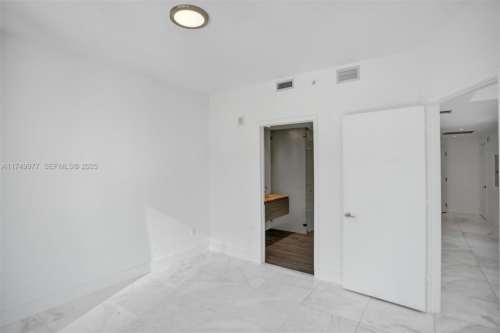 2900 Ne 7th Avenue 1601 Property Photo 16