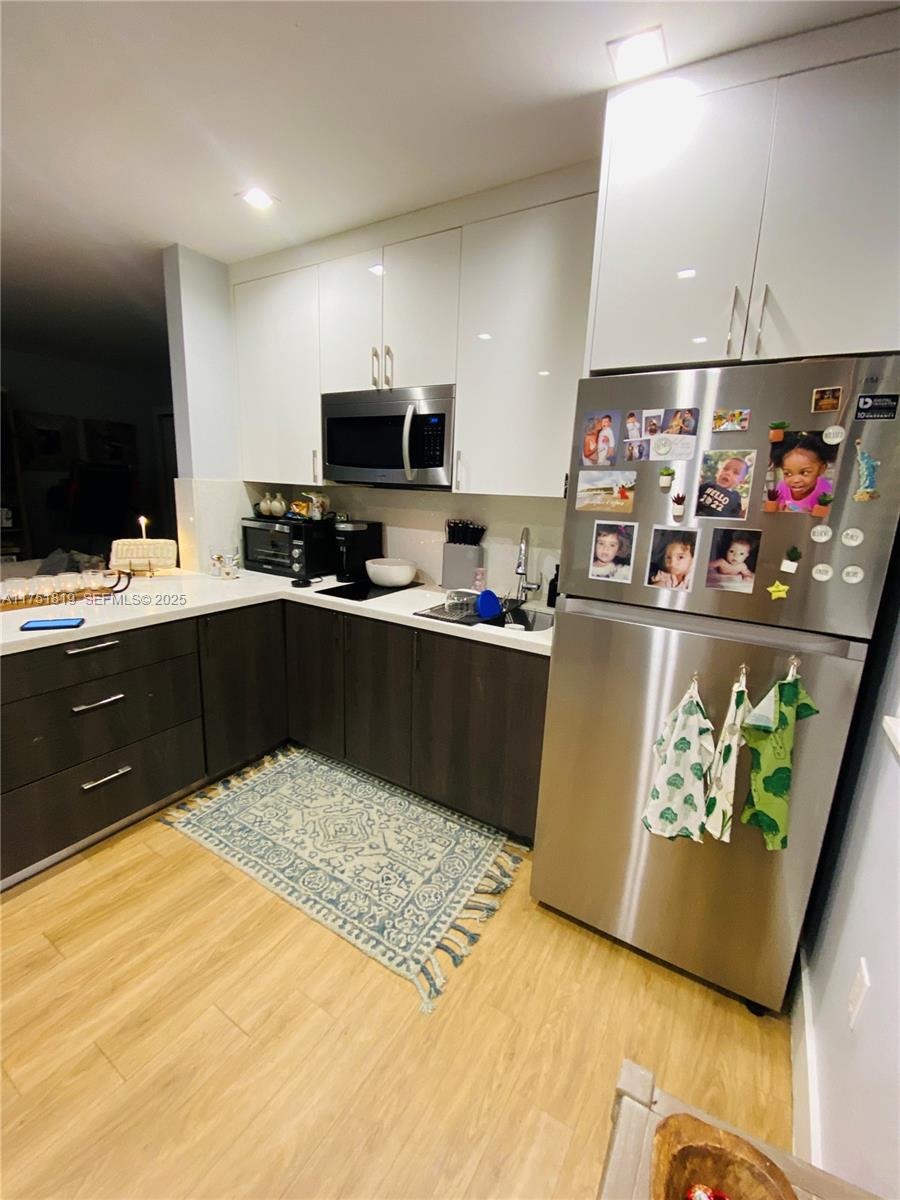 200 Azure Way Property Photo 33