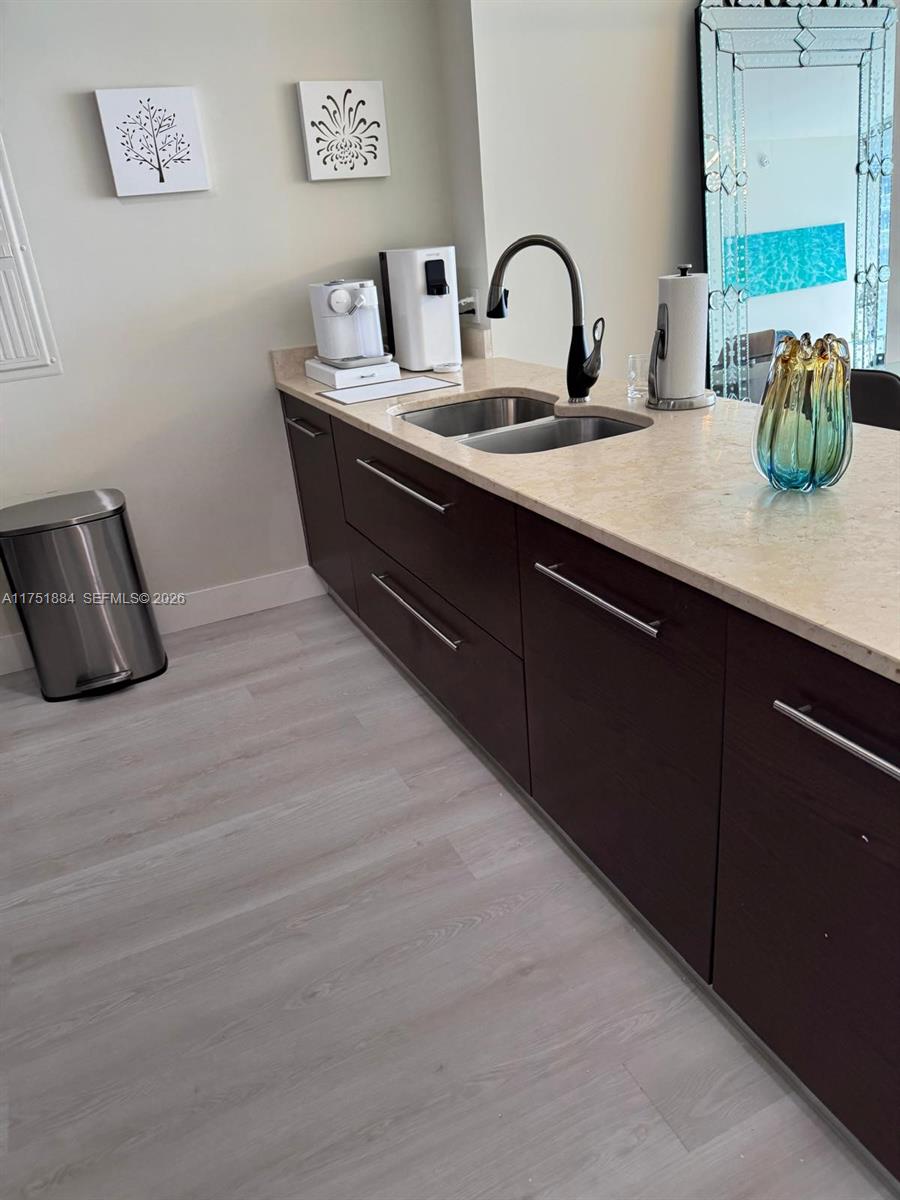 465 Brickell Avenue 2405 Property Photo 11