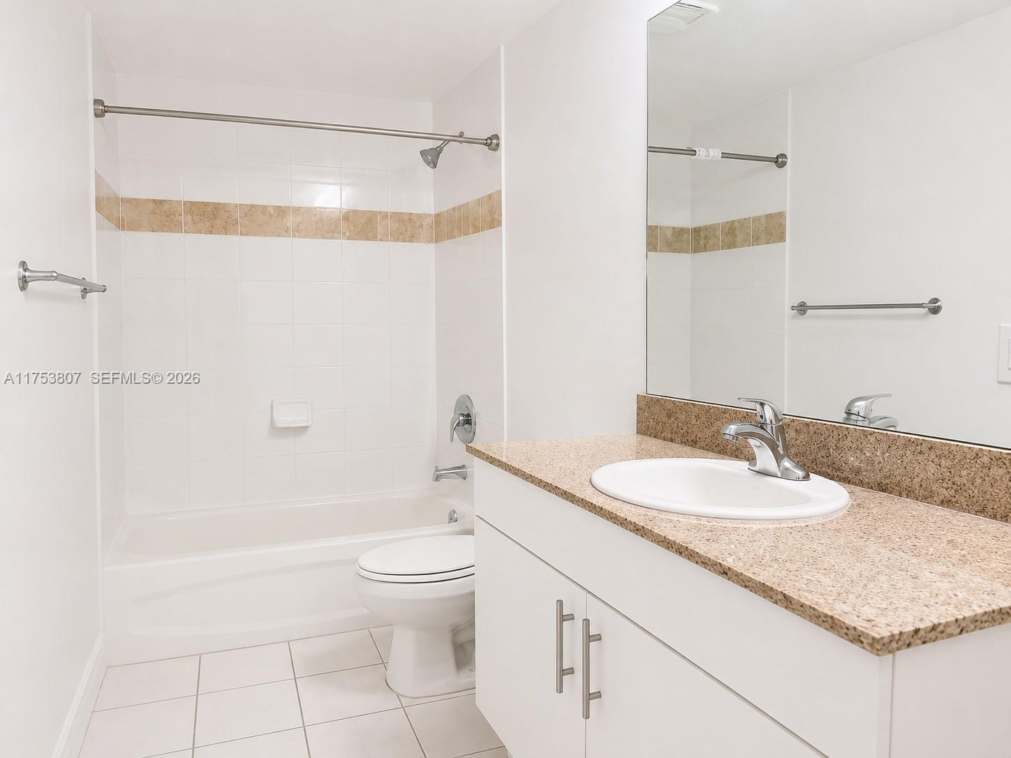 1861 S River Drive 1504 Property Photo 9