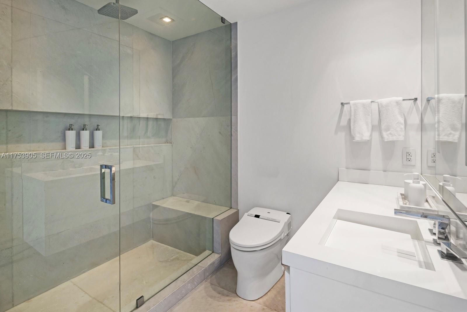 100 S Pointe Drive 606 Property Photo 16