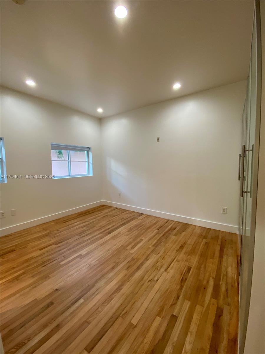 929 Michigan Avenue 5 Property Photo 12