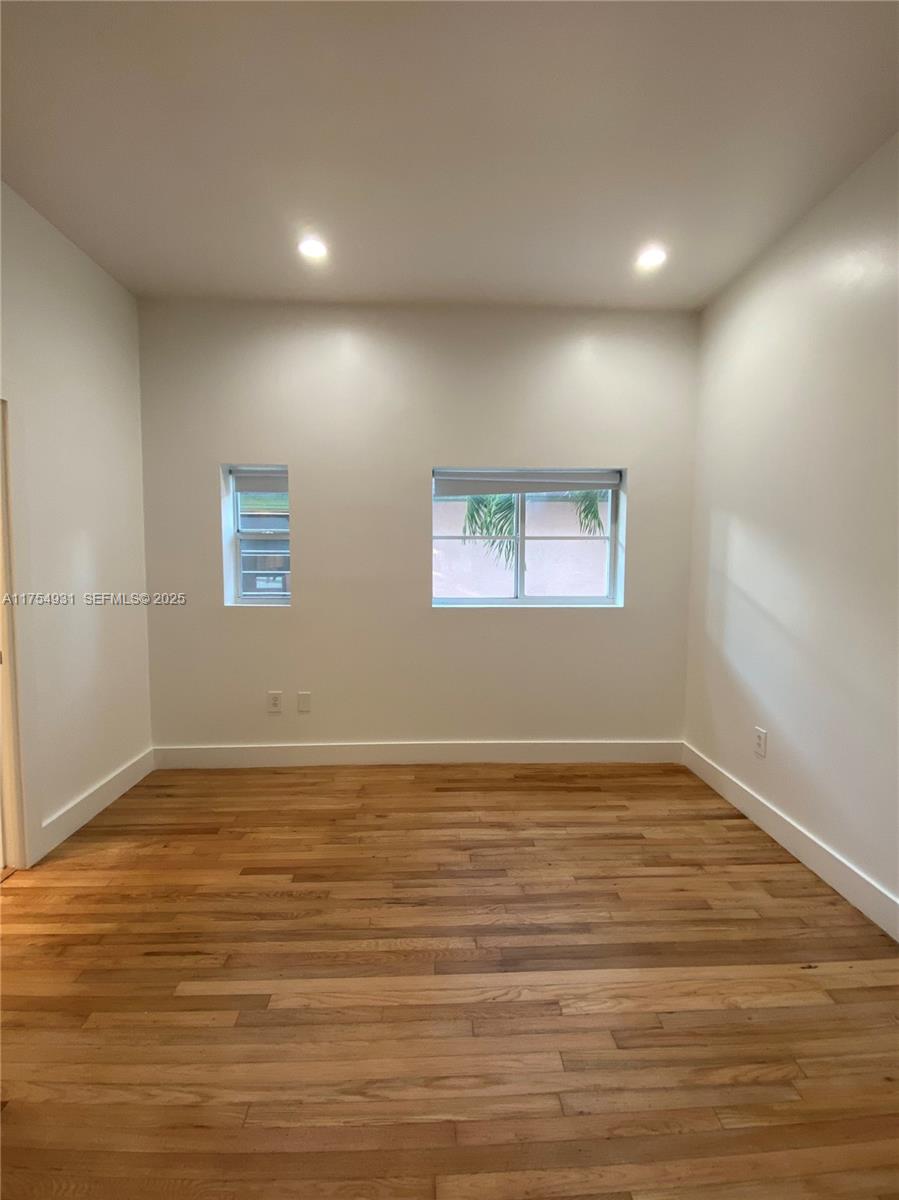 929 Michigan Avenue 5 Property Photo 13