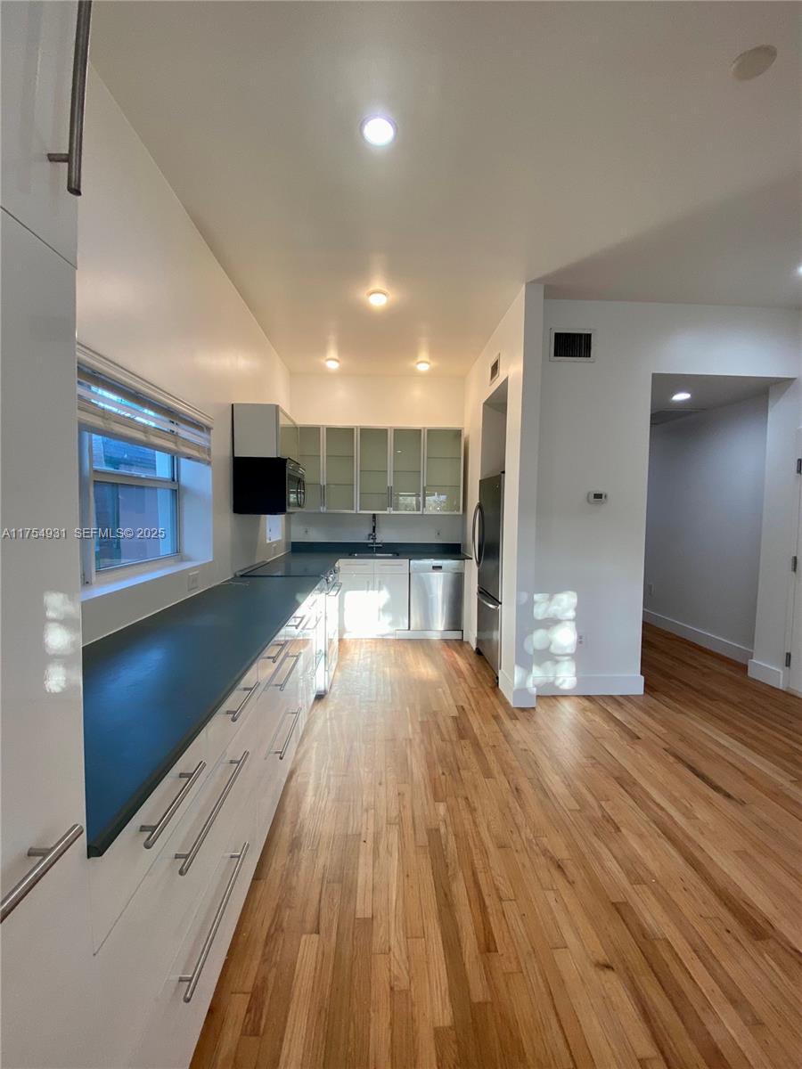 929 Michigan Avenue 5 Property Photo 23