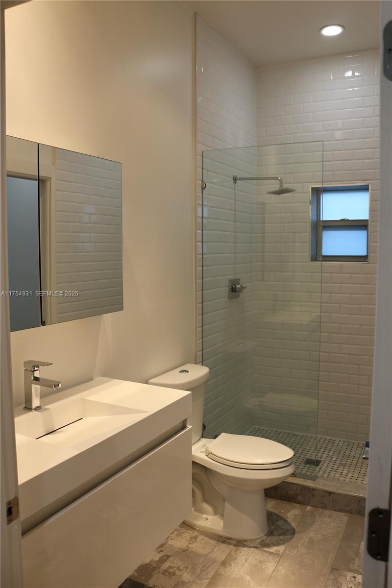 929 Michigan Avenue 5 Property Photo 39