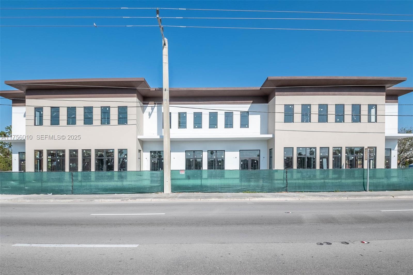 20200 S Dixie Highway Property Photo 10