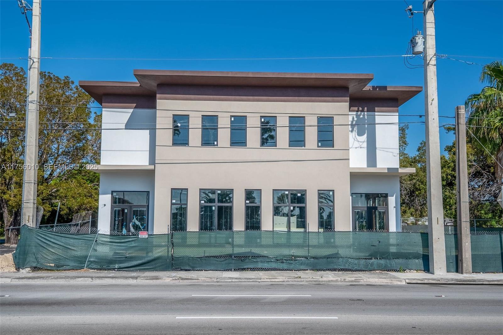 20200 S Dixie Highway Property Photo 13
